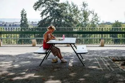 How WritePapers Supports Students During the Summer Break